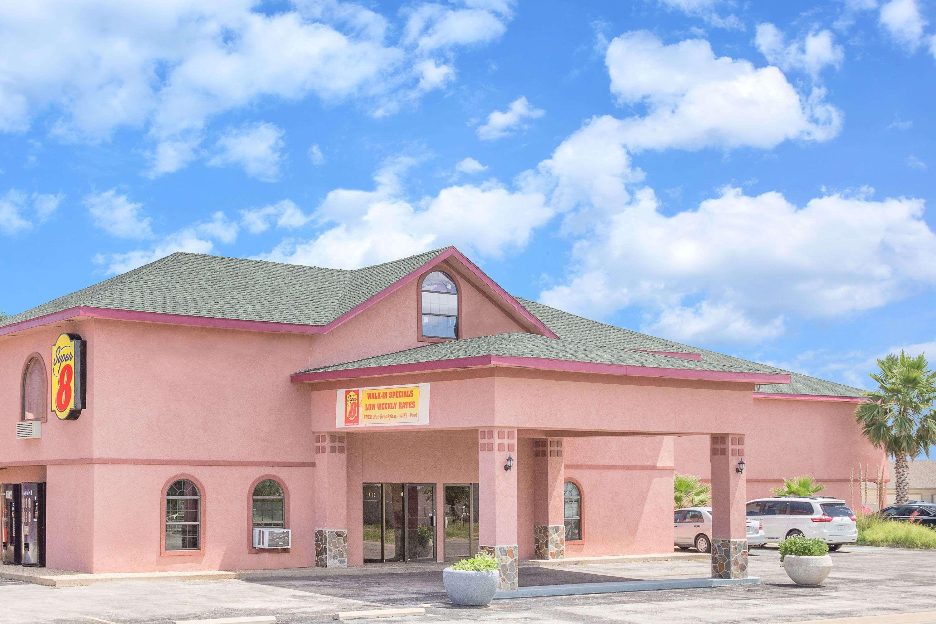Super 8 By Wyndham San Angelo Motel Exterior photo
